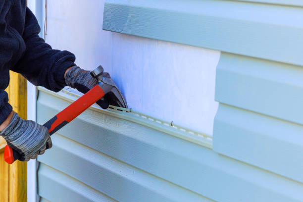 Reliable Emergency Siding Repair contractor in Lewisburg, KY by Squared Siding
